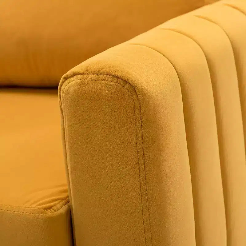 Fauteuil de club contemporain rembourré en bois capitonné avec pieds en métal pour chambre à coucher