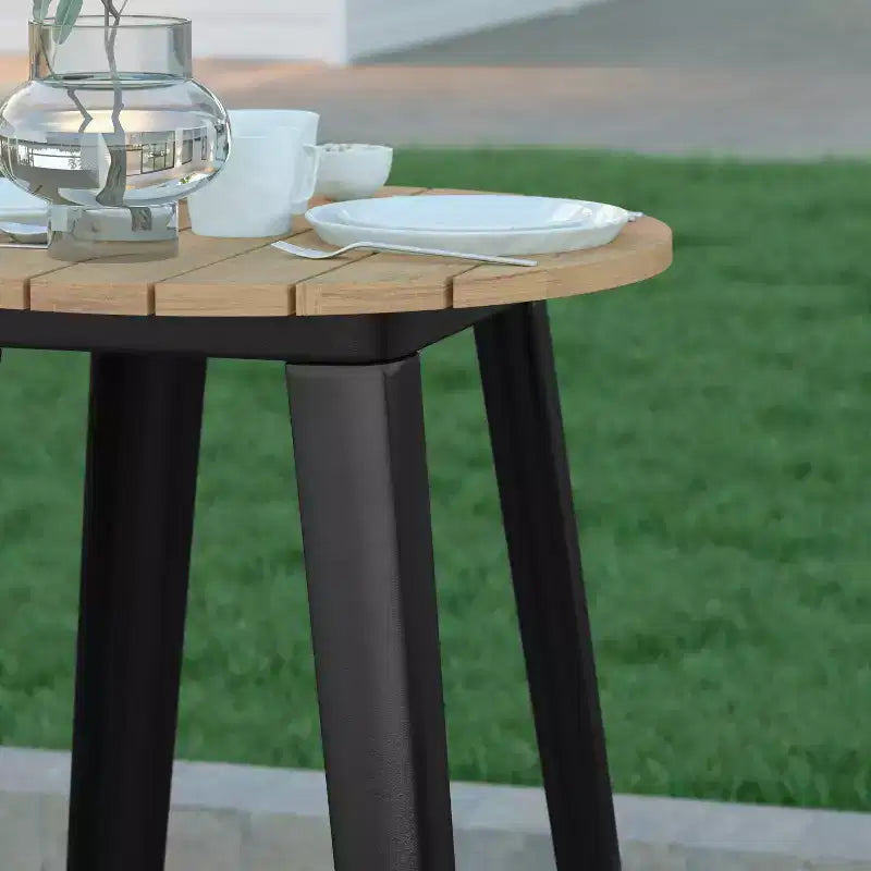 Table de bar intérieur/extérieur ronde de 23,75 po avec plateau en résine de polyéthylène résistant aux intempéries et base en acier