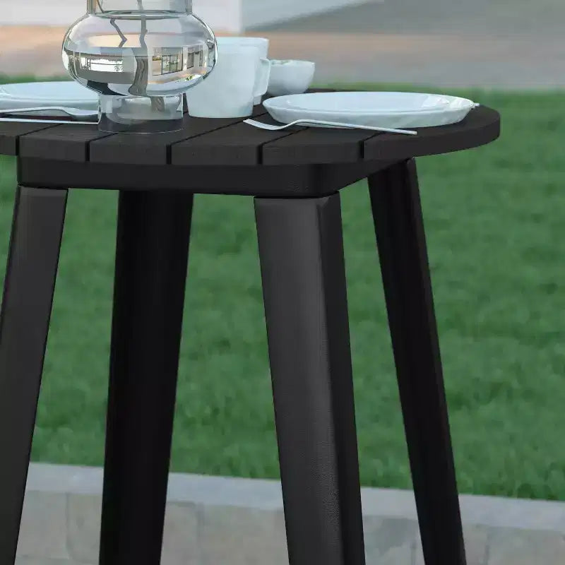 Table de bar intérieur/extérieur ronde de 23,75 po avec plateau en résine de polyéthylène résistant aux intempéries et base en acier