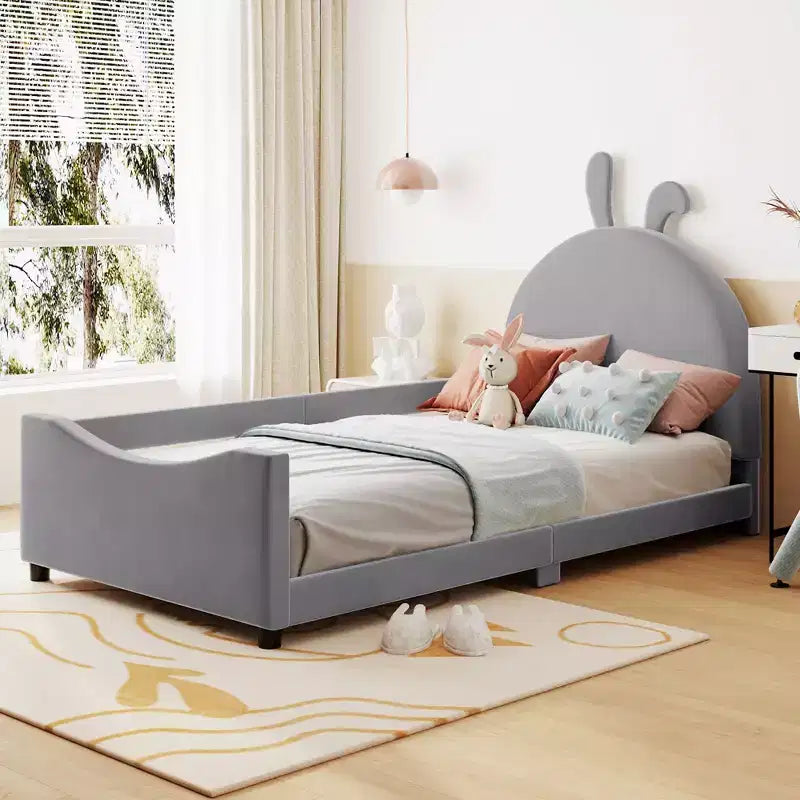 Lit de repos rembourré simple avec tête de lit en forme d'oreilles de lapin