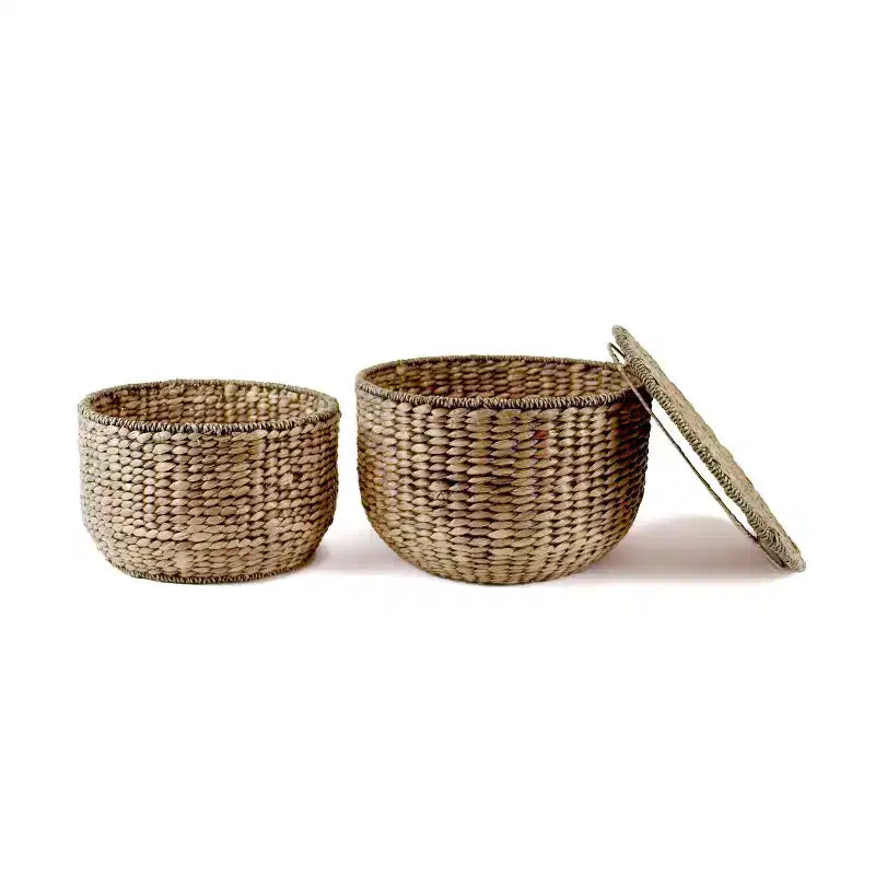 Table d'appoint de rangement sablier en jacinthe tressée avec couvercle